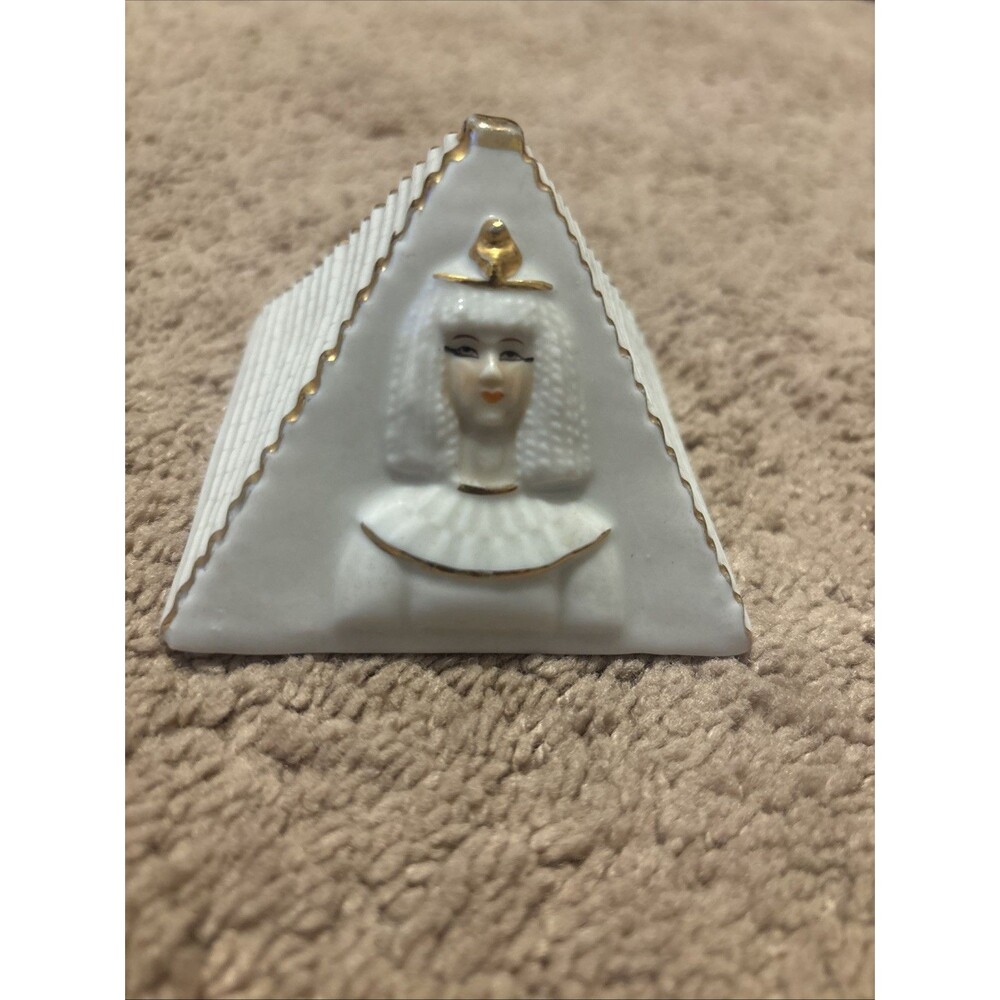 Monti Piero  White Porcelain Paper Weight.